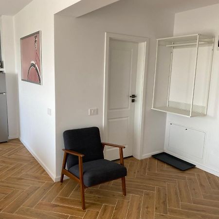 Flamingo Suites Oradea Exterior photo